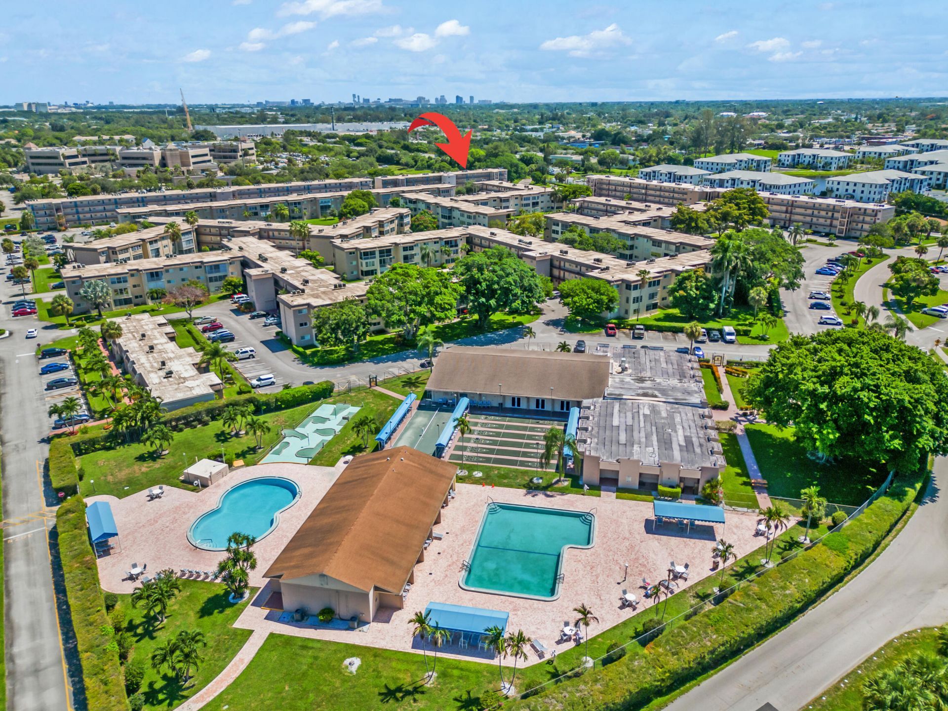 729 Lori Drive, Unit 404, Palm Springs, FL 33461 Photo