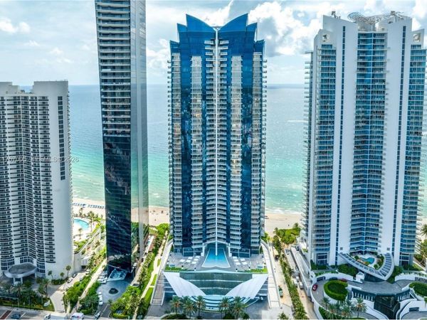 17121 Collins Ave, Unit 4208, Sunny Isles Beach, FL 33160