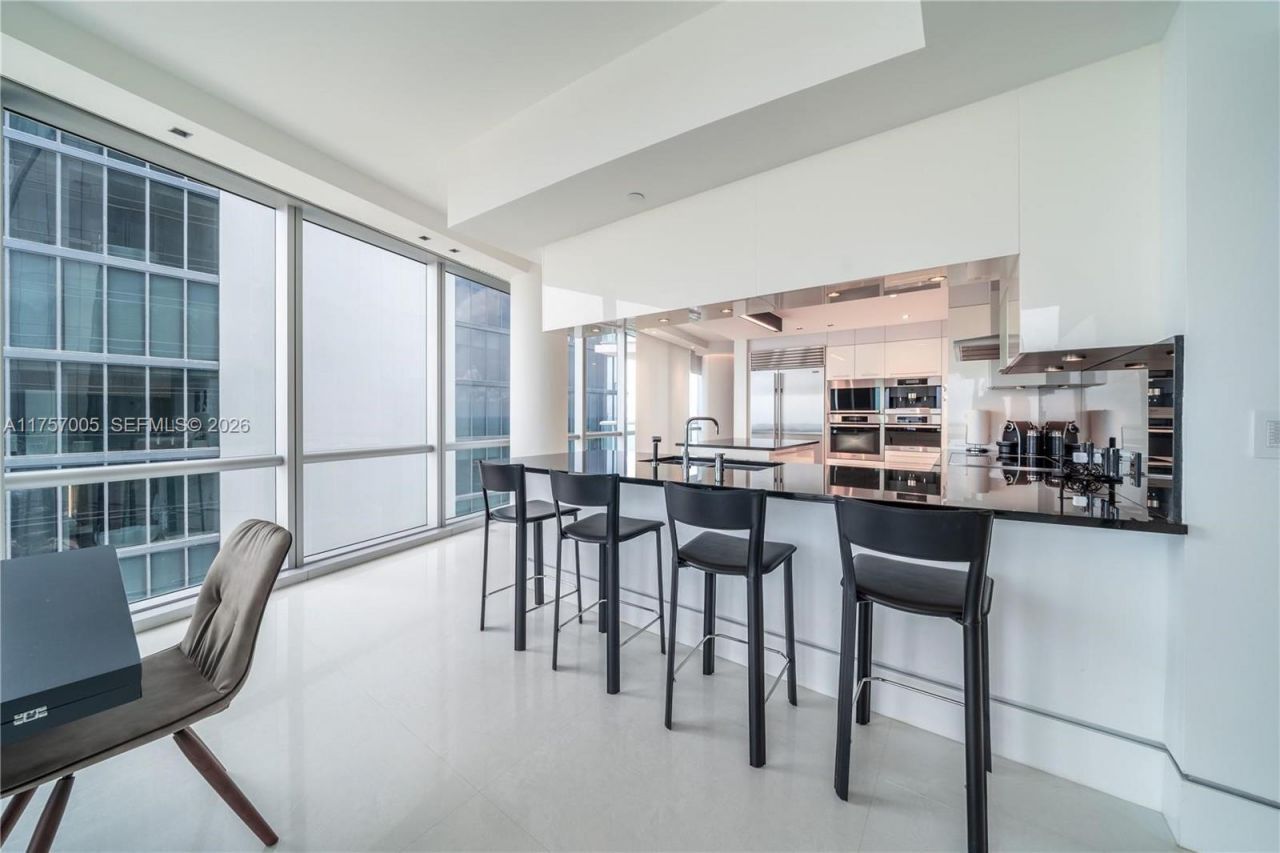 17121 Collins Ave, Unit 4208, Sunny Isles Beach, FL 33160 Photo