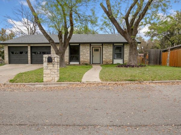 502 Pintail LN, Taylor, TX 76574