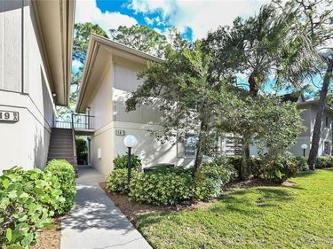 18 Bob O Link CT, Unit 18B, NAPLES, FL 34105