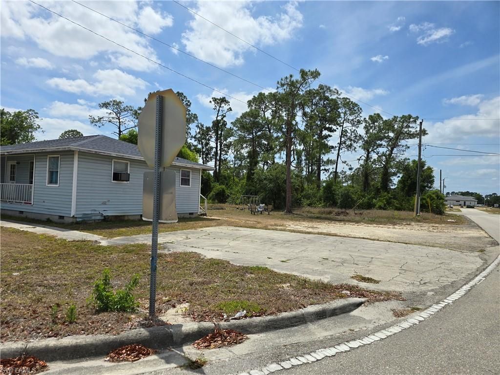 404 Jack Ave N, Lehigh Acres, FL 33971 Photo