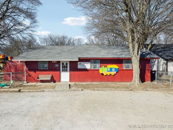 235 S Pine Street, Oologah, OK 74053