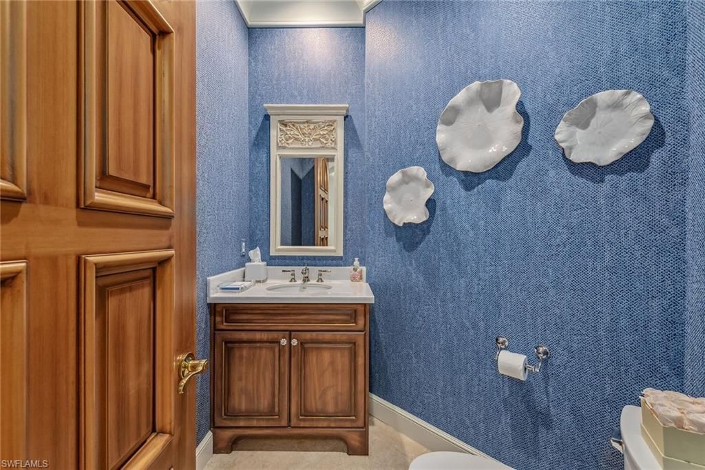 837 Barcarmil Way, Naples, FL 34110 Photo
