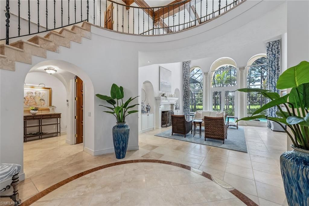 837 Barcarmil Way, Naples, FL 34110 Photo