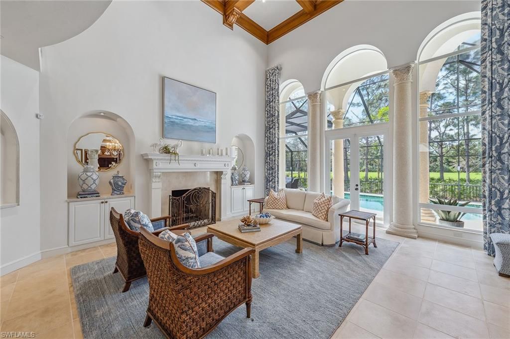 837 Barcarmil Way, Naples, FL 34110 Photo