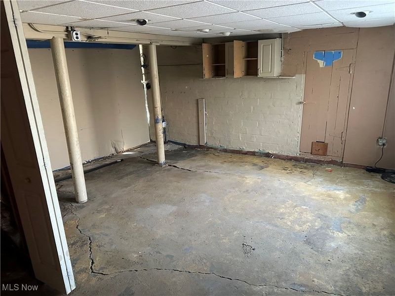 19201 Shawnee Road, Euclid, OH 44117 Photo 13