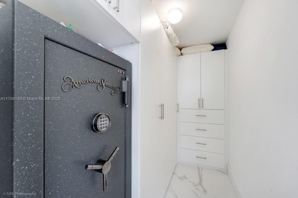 488 NE 18th St, Unit 4904, Miami, FL 33132 Photo