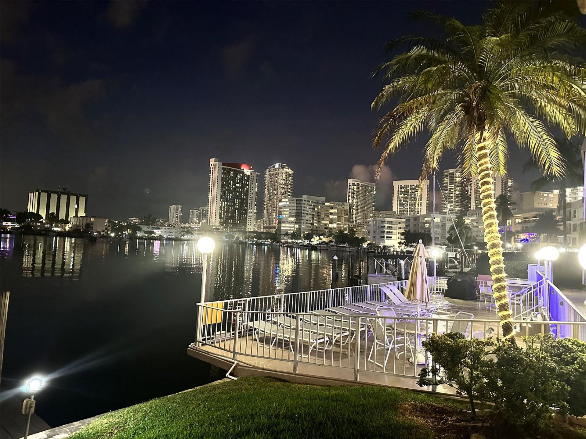 300 Golden Isles Drive, Unit 206, Hallandale Beach, FL 33009 Photo
