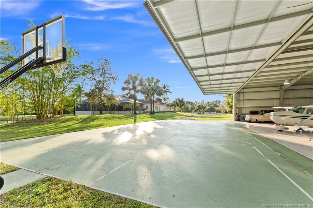 5551 SW Mistletoe Lane, Palm City, FL 34990 Photo