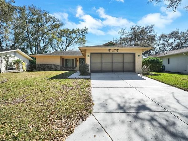 8420 WINDING WOOD DRIVE, PORT RICHEY, FL 34668
