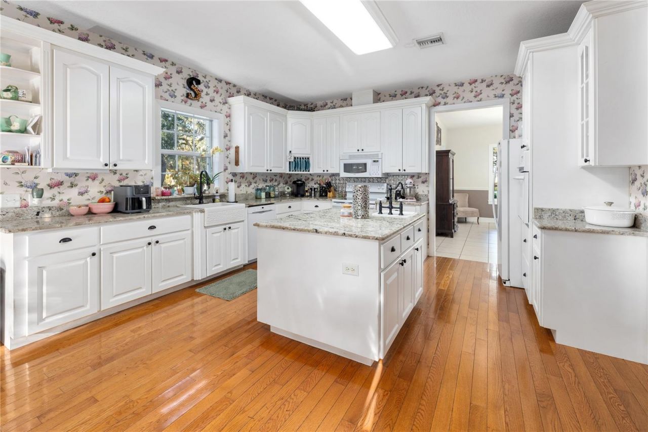 993 Cr 722, Webster, FL 33597 Photo