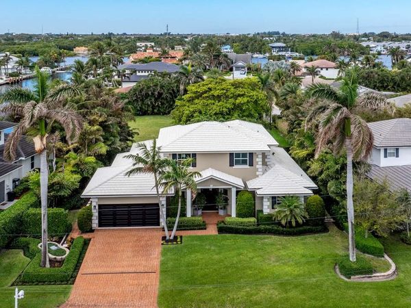 33 Spanish River Drive, Ocean Ridge, FL 33435