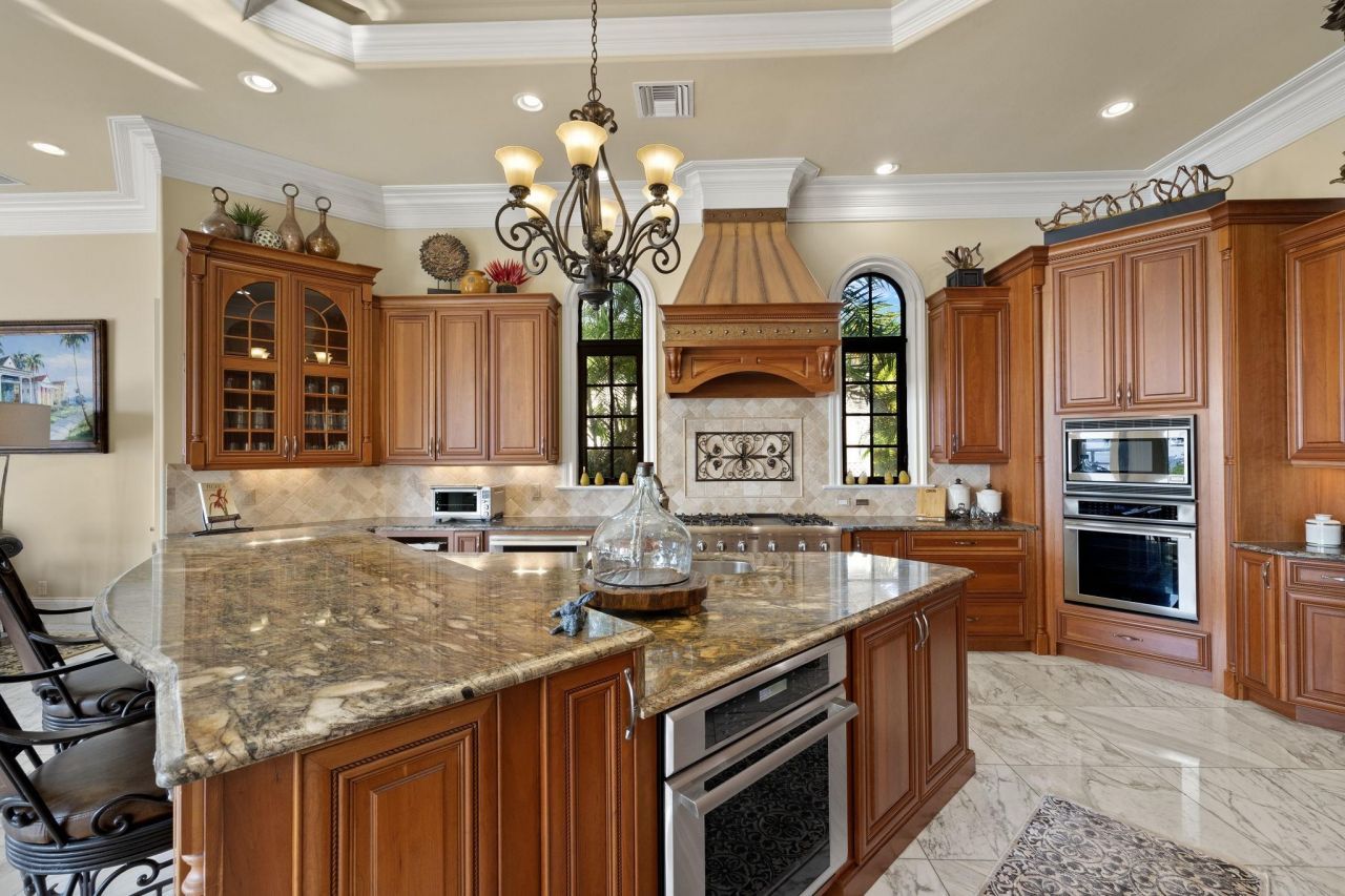 2704 Shriver Dr, Fort Myers, FL 33901 Photo