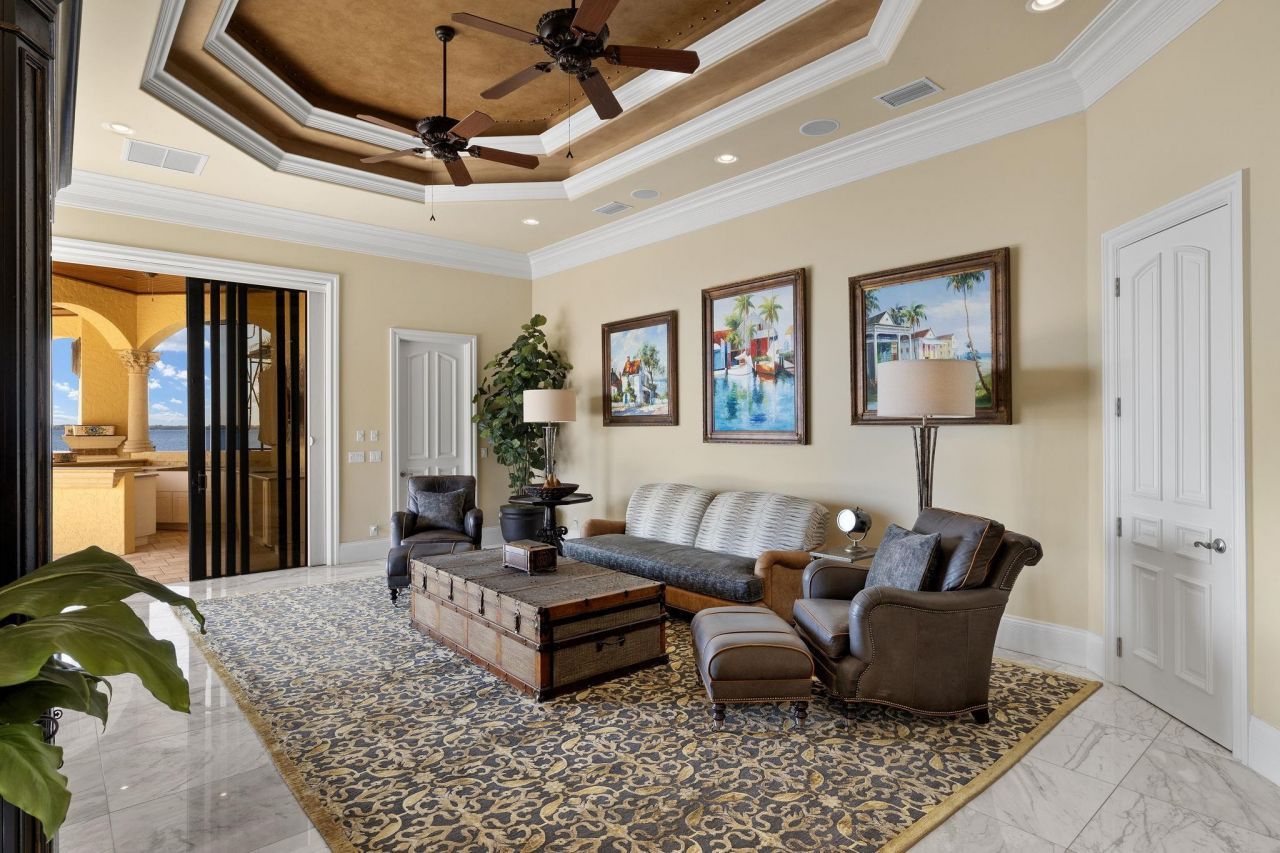 2704 Shriver Dr, Fort Myers, FL 33901 Photo