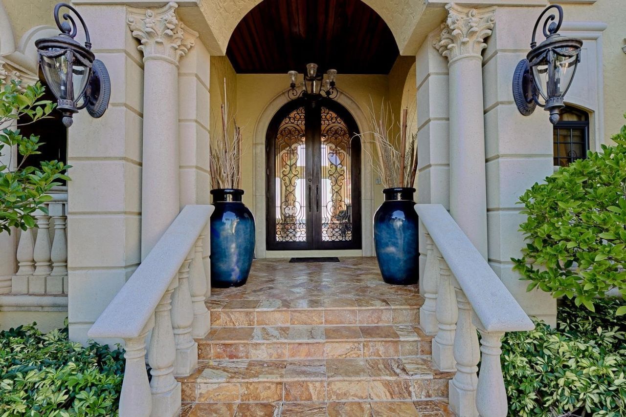 2704 Shriver Dr, Fort Myers, FL 33901 Photo