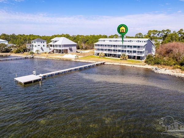 5539 Soundside Dr, Unit C, Gulf Breeze, FL 32563