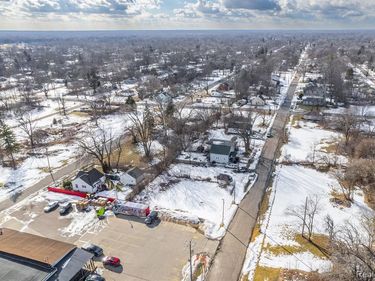 638 E FOSS Avenue, Flint, MI 48505