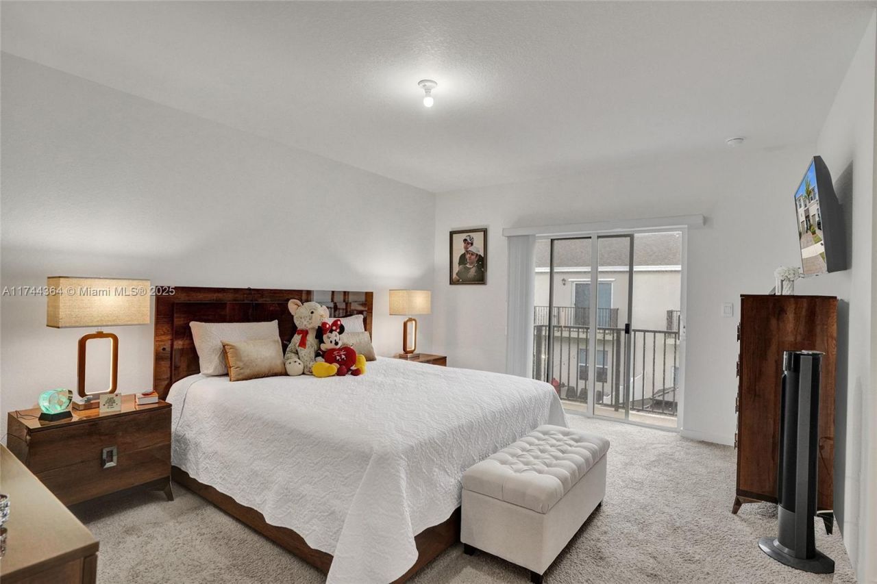 838 SE 17th St, Homestead, FL 33034 Photo