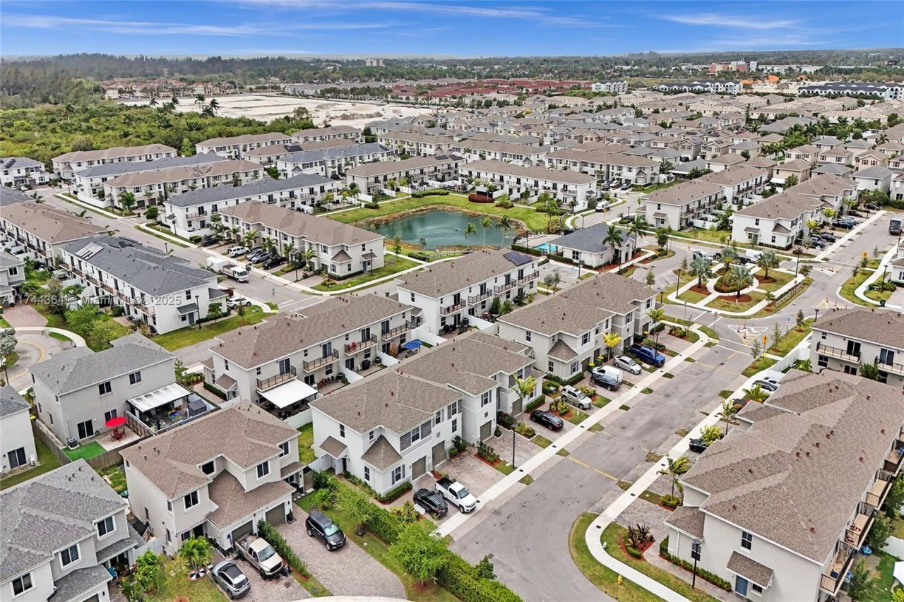 838 SE 17th St, Homestead, FL 33034 Photo