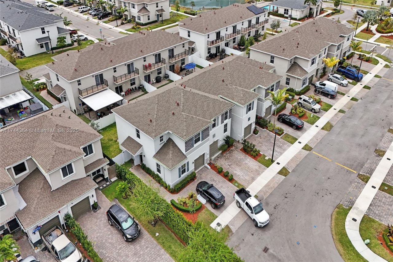 838 SE 17th St, Homestead, FL 33034 Photo