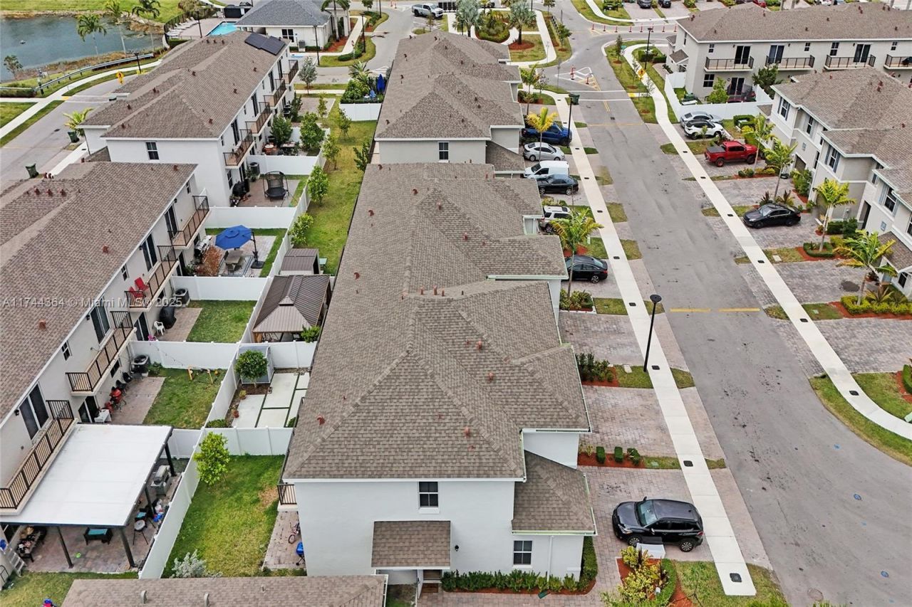 838 SE 17th St, Homestead, FL 33034 Photo