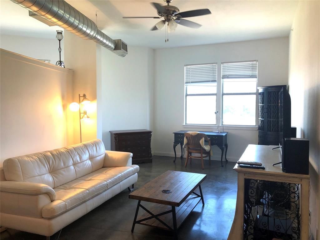 201 W Lancaster Avenue, Unit 420, Fort Worth, TX 76102 Main Photo