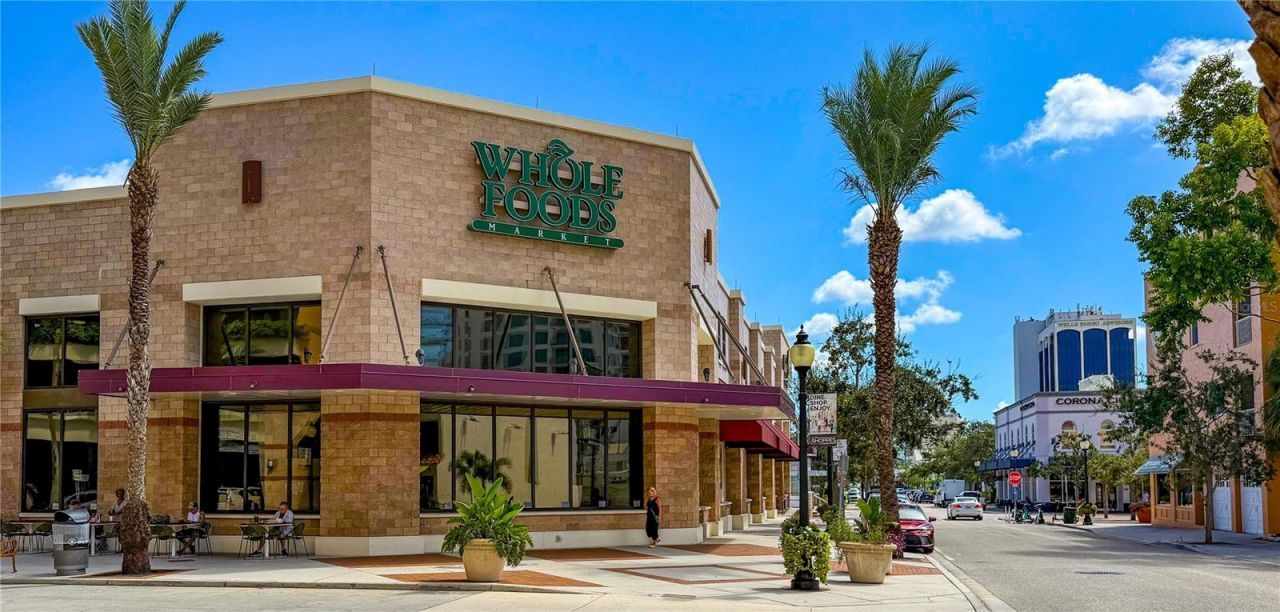 1305 4th Street, Unit 202P, Sarasota, FL 34236 Photo