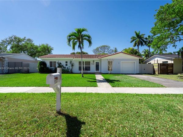 17924 SW 89th Pl, Palmetto Bay, FL 33157