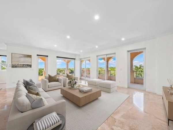 13633 Deering Bay Dr, Unit 256, Coral Gables, FL 33158
