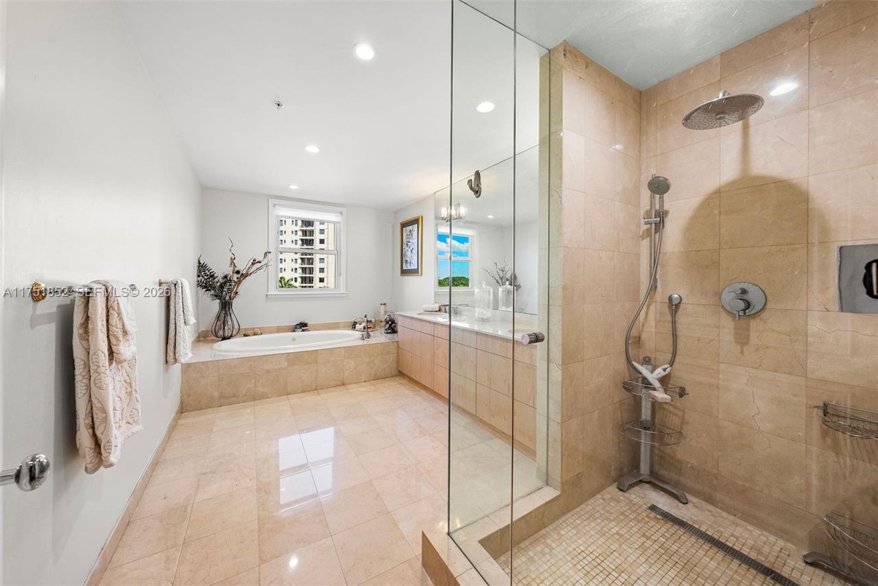 13633 Deering Bay Dr, Unit 256, Coral Gables, FL 33158 Photo