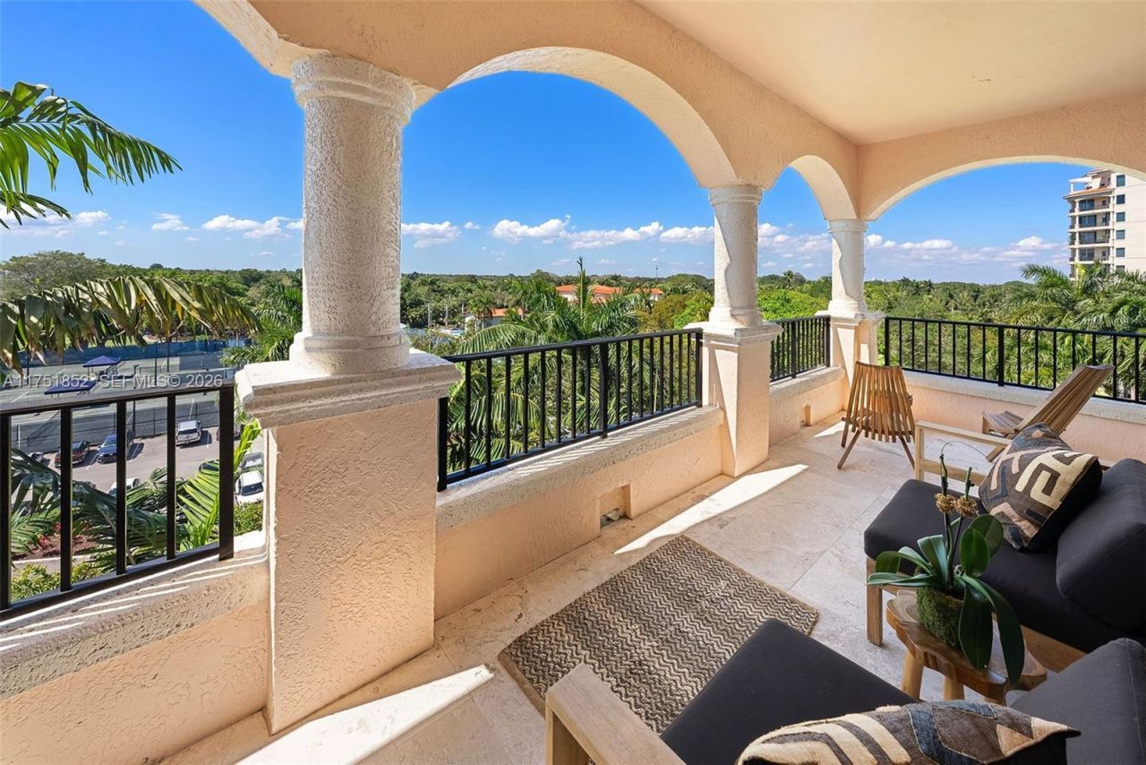 13633 Deering Bay Dr, Unit 256, Coral Gables, FL 33158 Photo