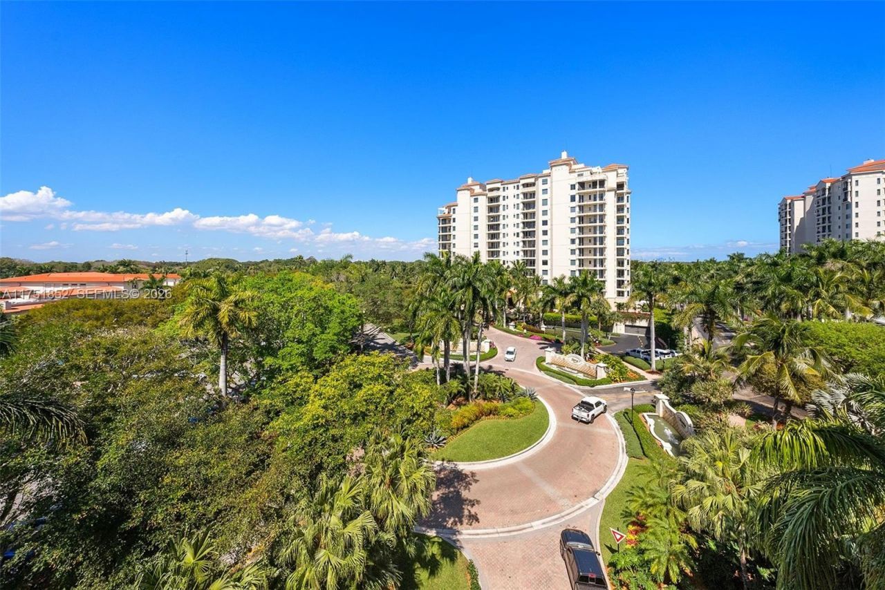 13633 Deering Bay Dr, Unit 256, Coral Gables, FL 33158 Photo