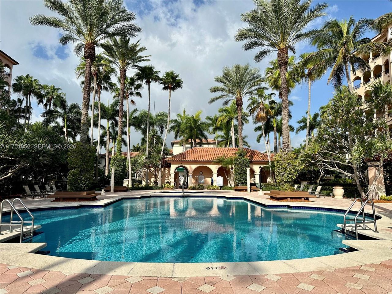 13633 Deering Bay Dr, Unit 256, Coral Gables, FL 33158 Photo