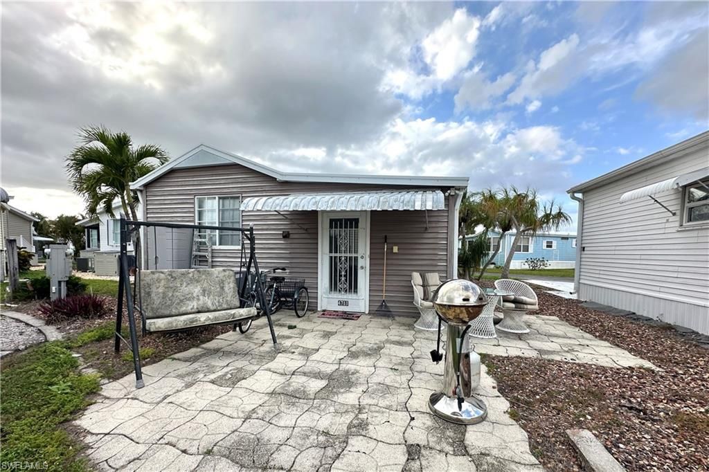 4711 Pilgrims Way W, Estero, FL 33928 Photo