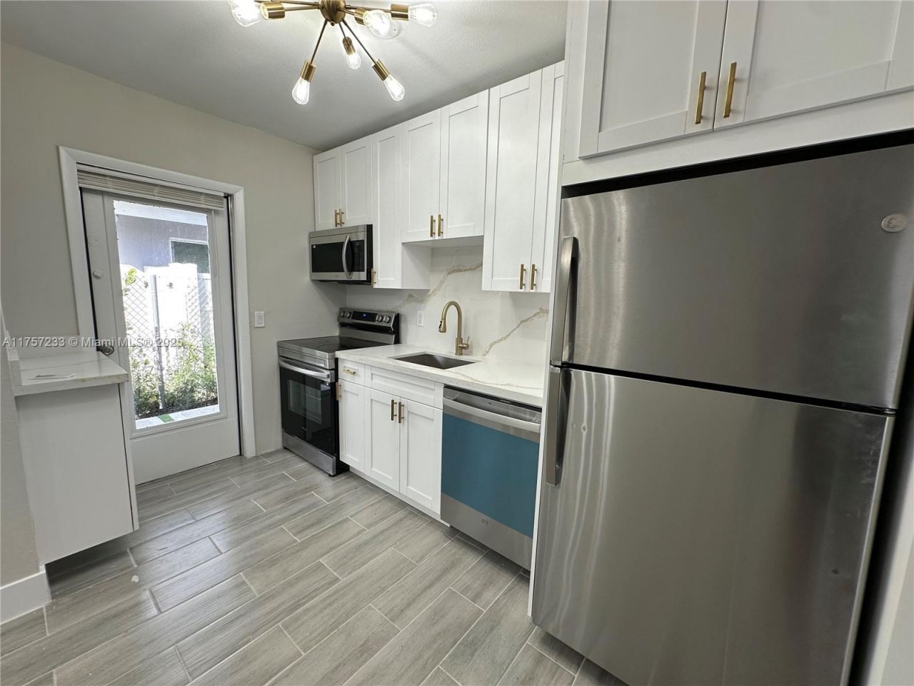 1300 NW 7th Ter, Fort Lauderdale, FL 33311 Photo