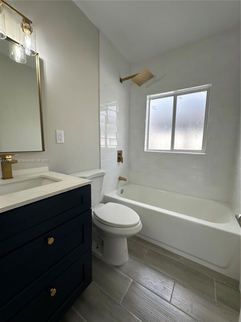 1300 NW 7th Ter, Fort Lauderdale, FL 33311 Photo