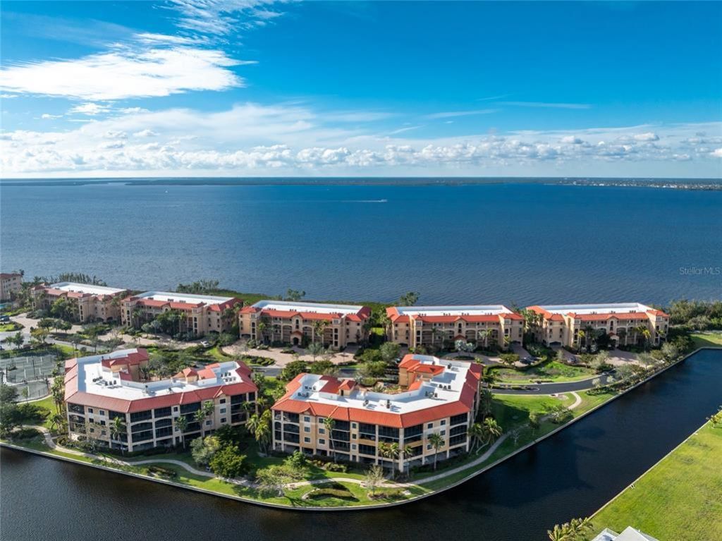 87 Vivante Blvd, Unit 8732, Punta Gorda, FL 33950 Photo