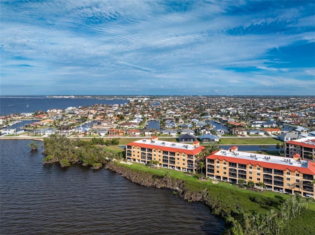 87 Vivante Blvd, Unit 8732, Punta Gorda, FL 33950 Photo