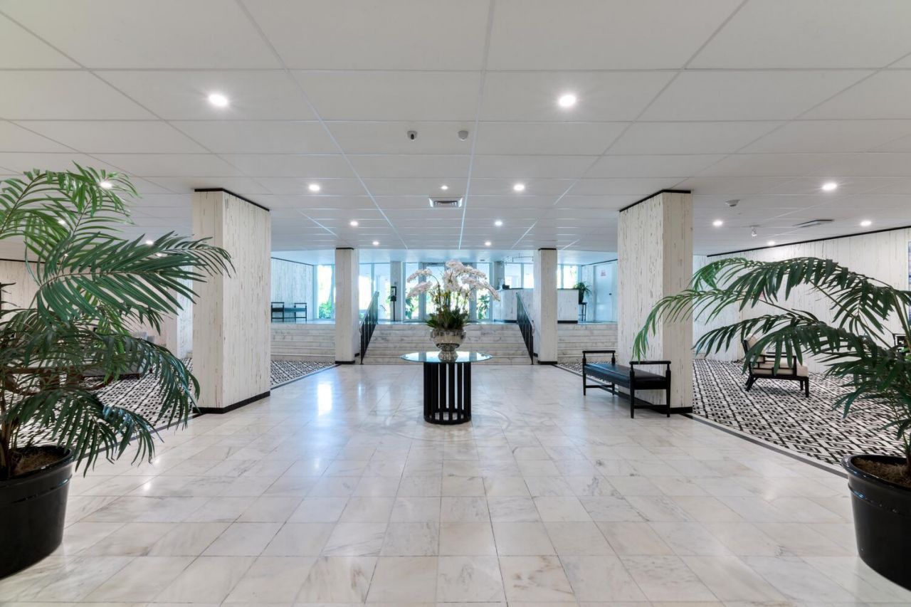 2295 S Ocean Boulevard, Unit 404, Palm Beach, FL 33480 Photo