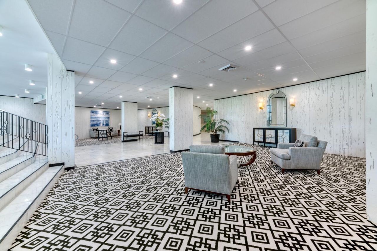 2295 S Ocean Boulevard, Unit 404, Palm Beach, FL 33480 Photo