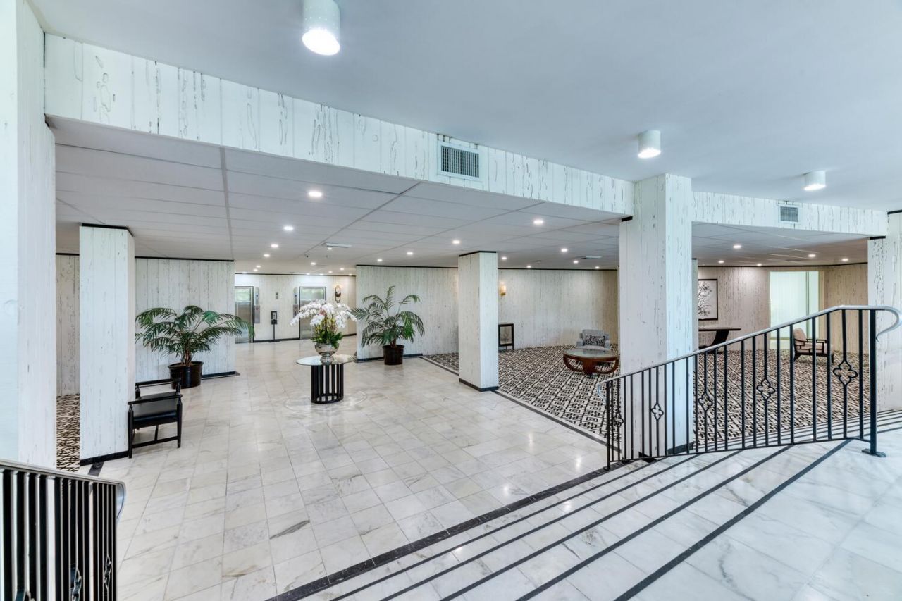 2295 S Ocean Boulevard, Unit 404, Palm Beach, FL 33480 Photo