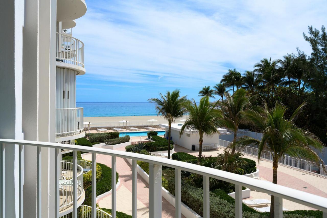 2295 S Ocean Boulevard, Unit 404, Palm Beach, FL 33480 Photo