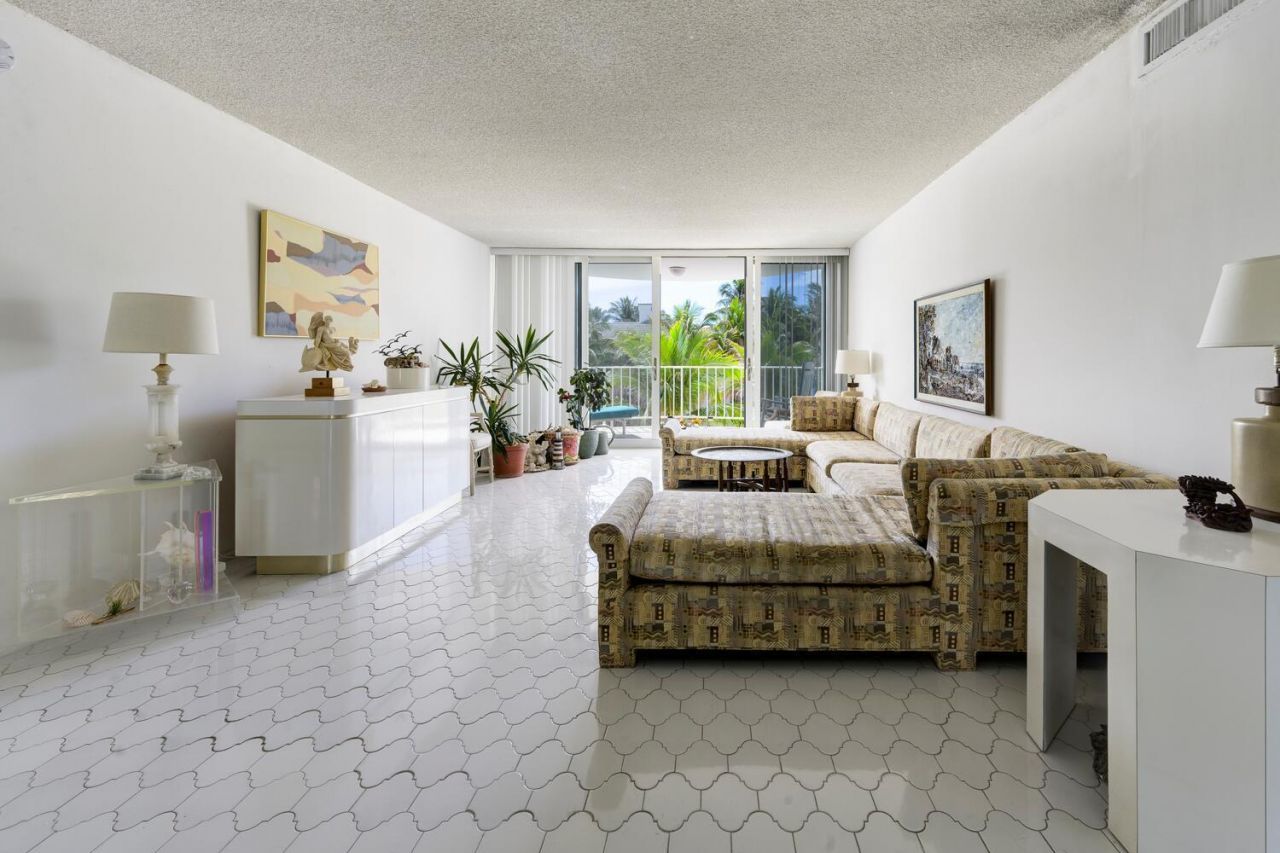 2295 S Ocean Boulevard, Unit 404, Palm Beach, FL 33480 Photo