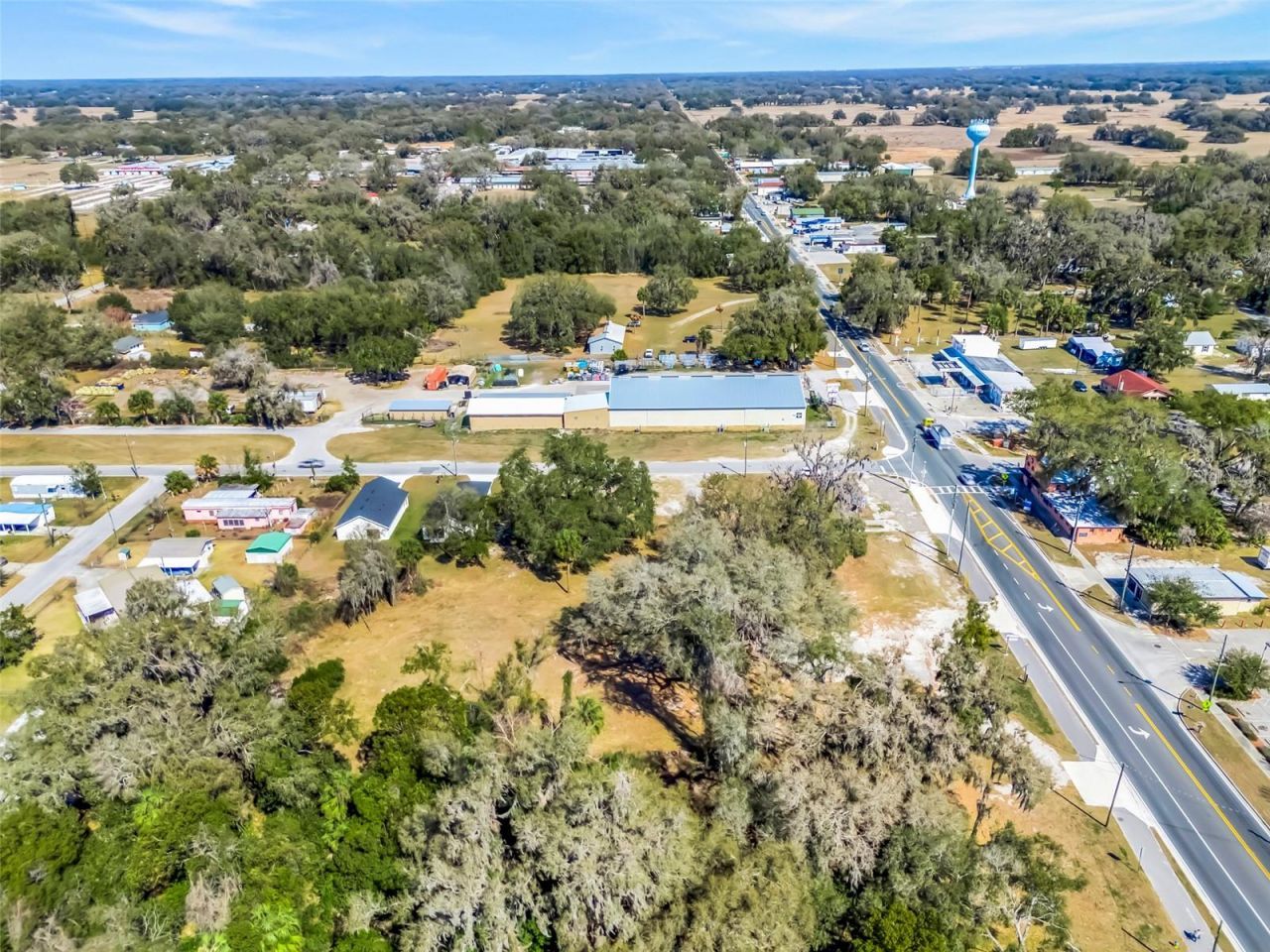 82 S Market Boulevard, Webster, FL 33597 Photo