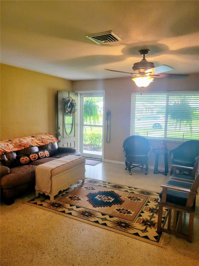 4976 12th Avenue N, Saint Petersburg, FL 33710 Photo