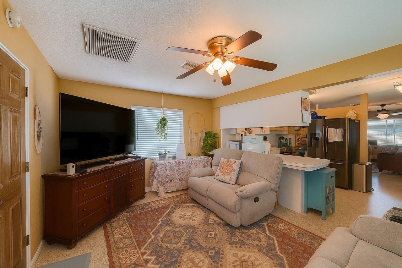 4976 12th Avenue N, Saint Petersburg, FL 33710 Photo