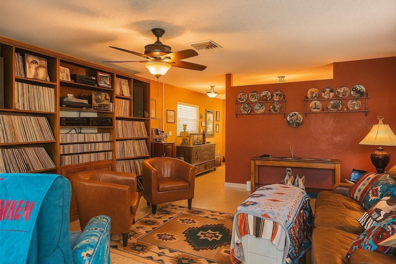 4976 12th Avenue N, Saint Petersburg, FL 33710 Photo