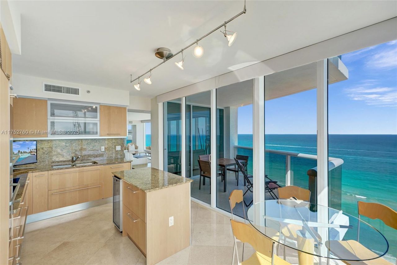 18911 Collins Ave, Unit 1901, Sunny Isles Beach, FL 33160 Photo