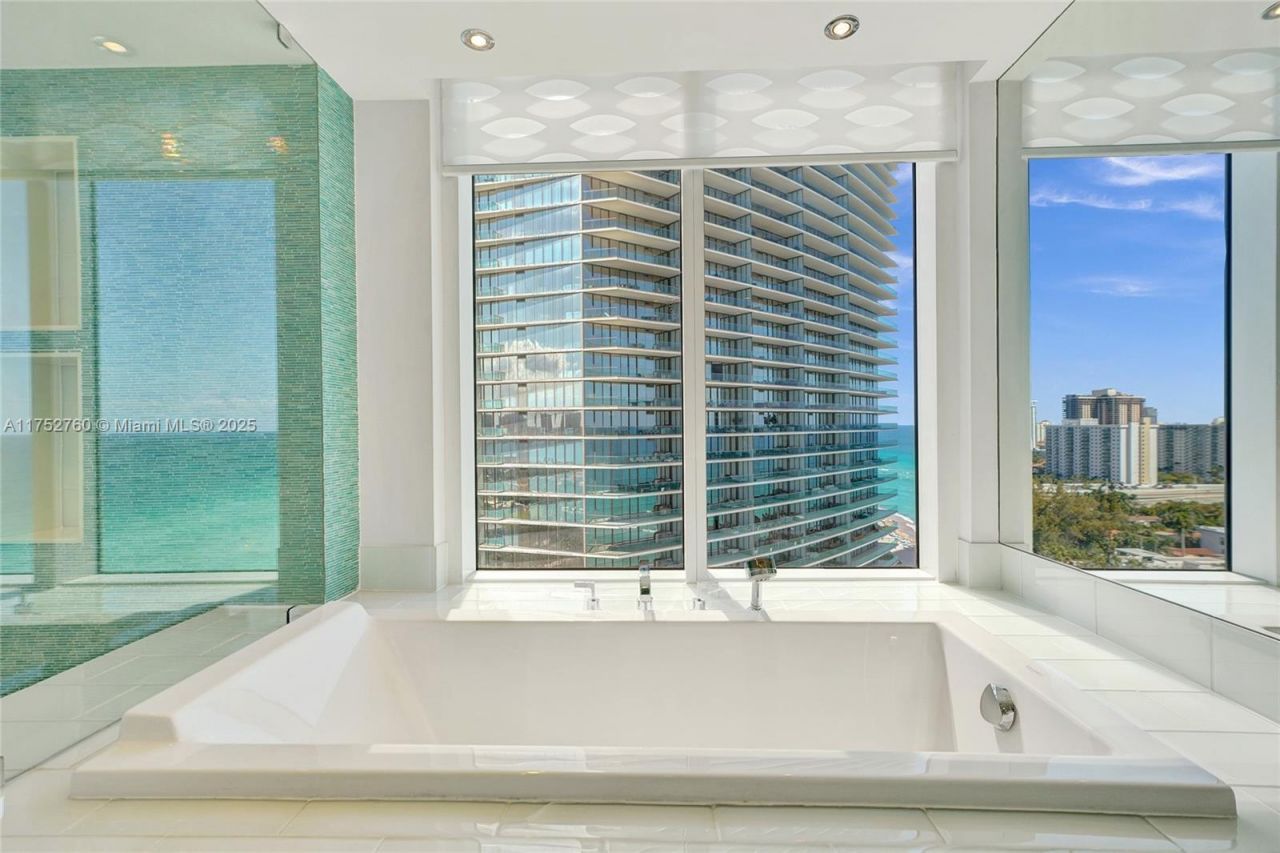 18911 Collins Ave, Unit 1901, Sunny Isles Beach, FL 33160 Photo
